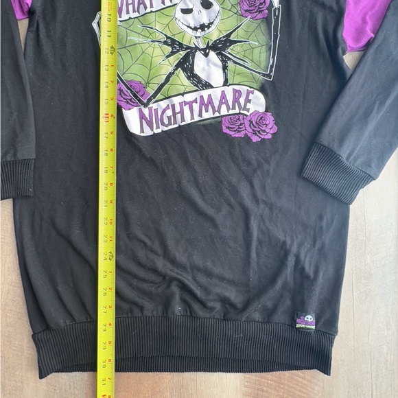 Disney sleepwear M sweater night gown black purple nightmare before Christmas - Picture 2 of 9